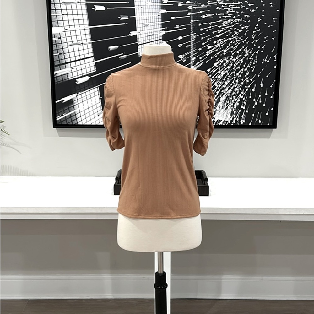 BRAND‎ NEW! Ribbed Mock Neck Fitted Top With Ruched Sleeves, Dark Tan, Stretch